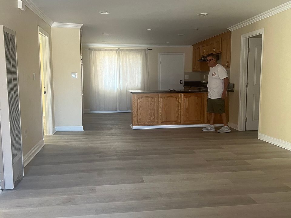 1st image of 6901 Wilcox Ave #1