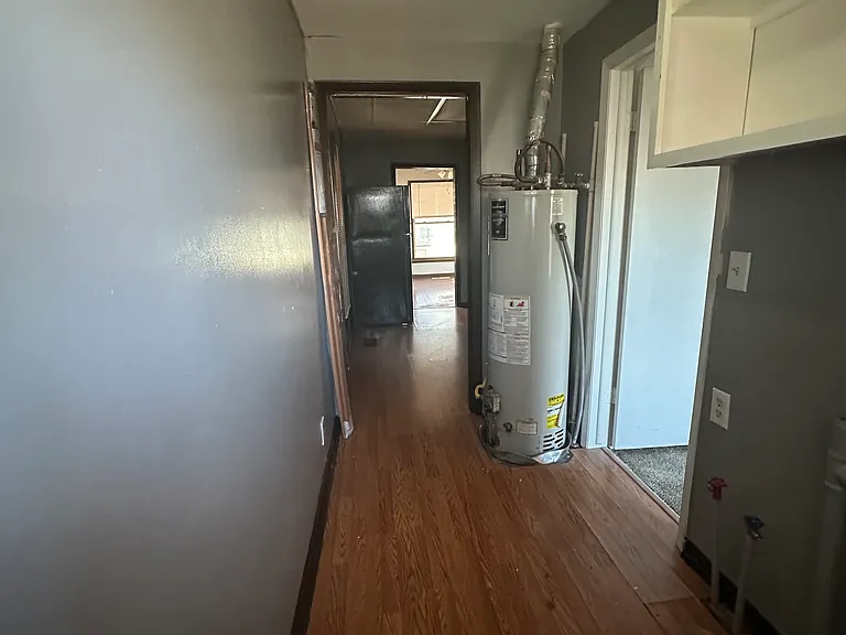 2732 W Cameron St — Photo 5