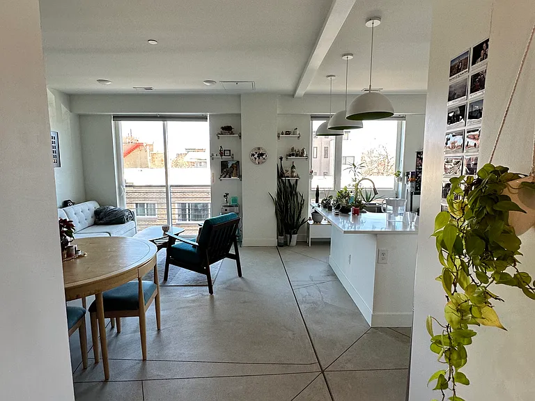 2835 W 24th Ave #203 — Photo 6