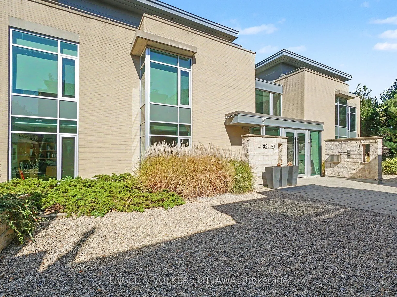 2 bed, $6,000 — Photo 2