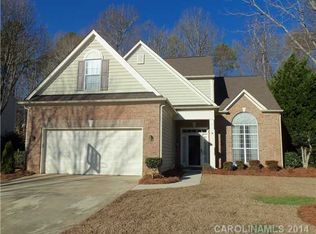 321 River Banks Rd, Matthews, NC 28105