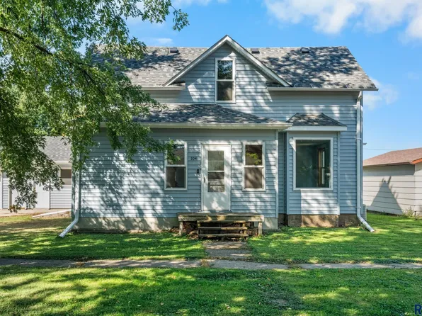 104 S Madison St, Humboldt, SD 57035