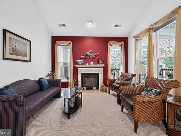 3rd image of 1036 Leeward Way #1036