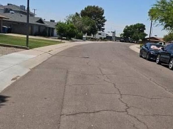 2418 W Greenbriar Dr, Phoenix, AZ 85023
