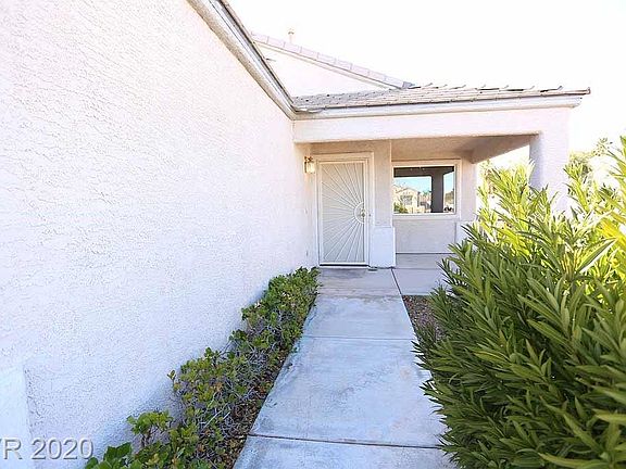 2nd image of 3251 Phantom Rock St