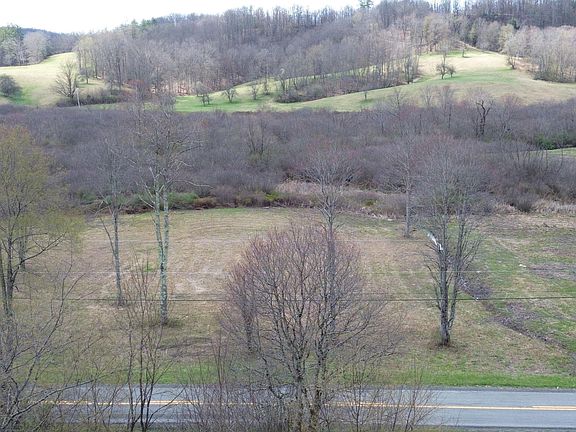 3rd image of 4042 Tioga Rd