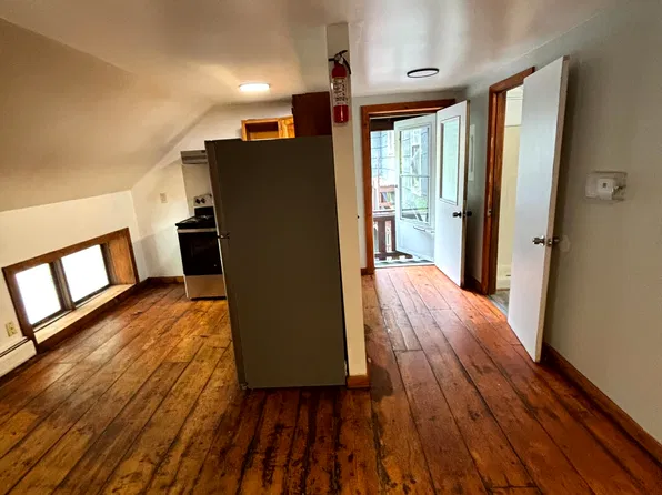 21 Peavine Blvd #8, Bethel, VT 05032