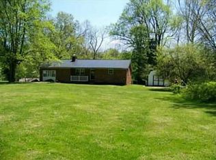 50 Shortcut Ln, Saint Albans, WV 25177