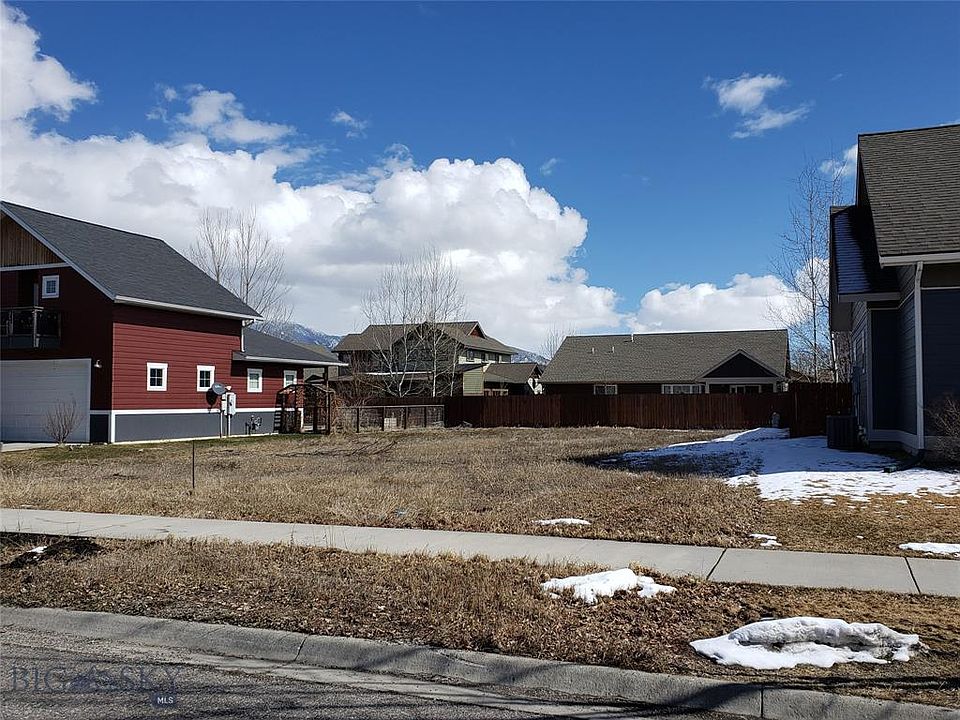 2nd image of 1044 Pin Ave