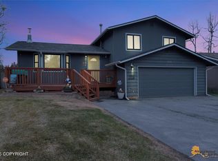 12518 Crested Butte Dr, Eagle River, AK 99577