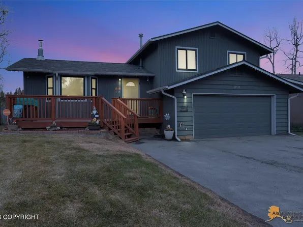 12518 Crested Butte Dr, Eagle River, AK 99577