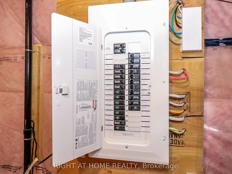 18 Periwinkle Rd — Photo 21