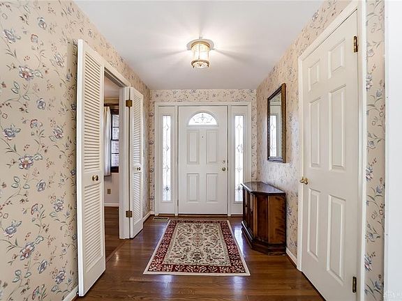 5th image of 2308 Wrenside Ln