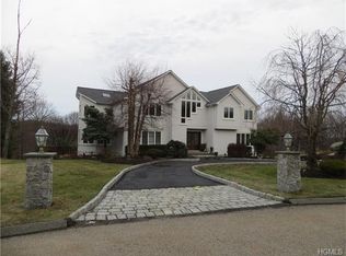 27 N Ridge Rd, Pomona, NY 10970