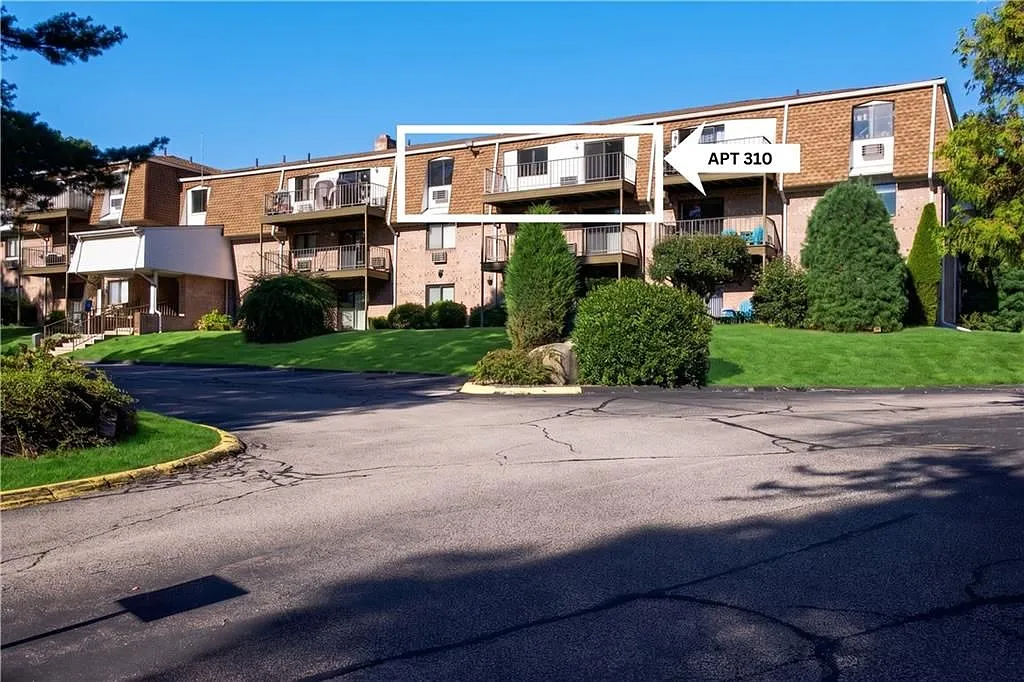 2 bed, 2.0 bath, 1009 sqft, $2,400 — Photo 4