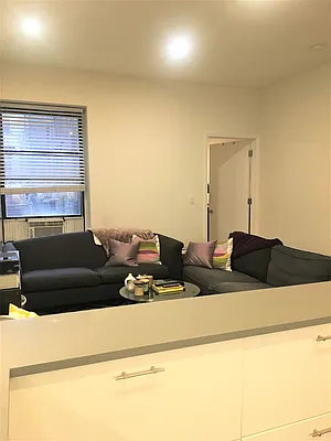 Rented by Charles Coutinho LLC | media 27