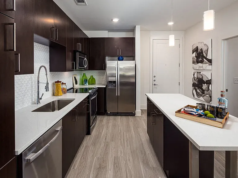 1888 Emery St NW — Photo 8