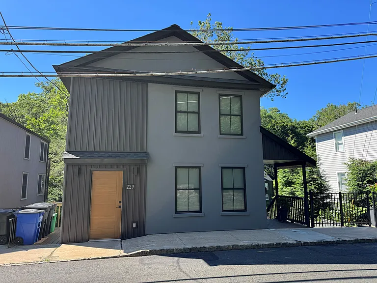 229 Piermont Ave — Photo 33