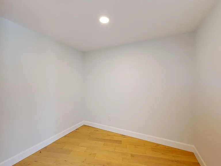 2082 Lumen Dr #107B — Photo 30