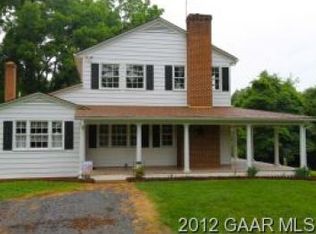82 White Oak Gap Rd, Staunton, VA 24401