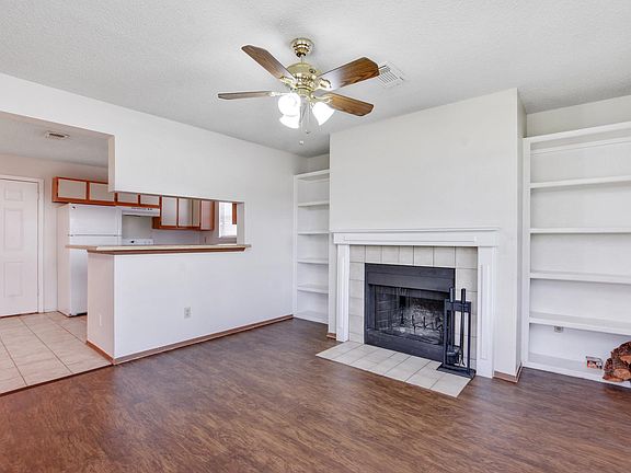 Lots of natural lighting in this unit with large open windows in the main living area.