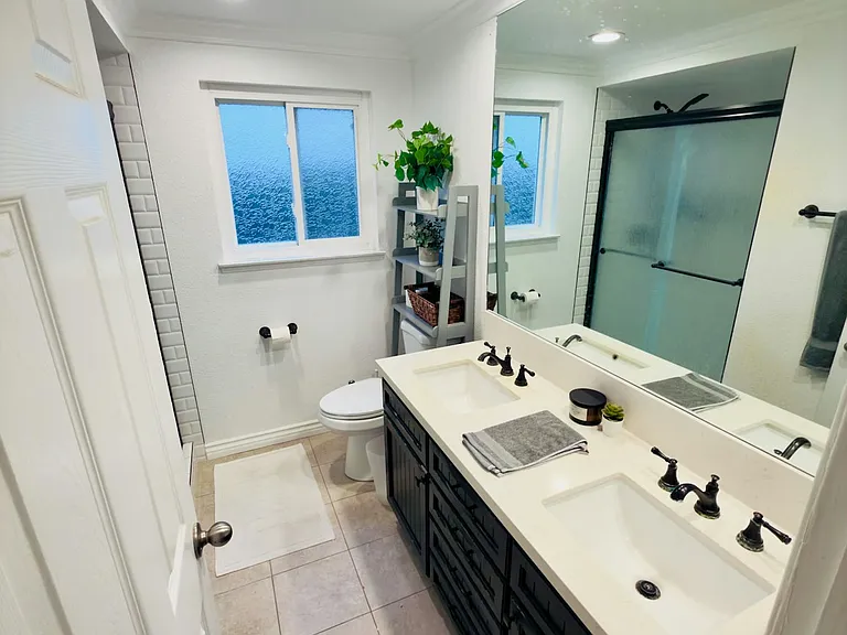 1059 Presidio Dr — Photo 9