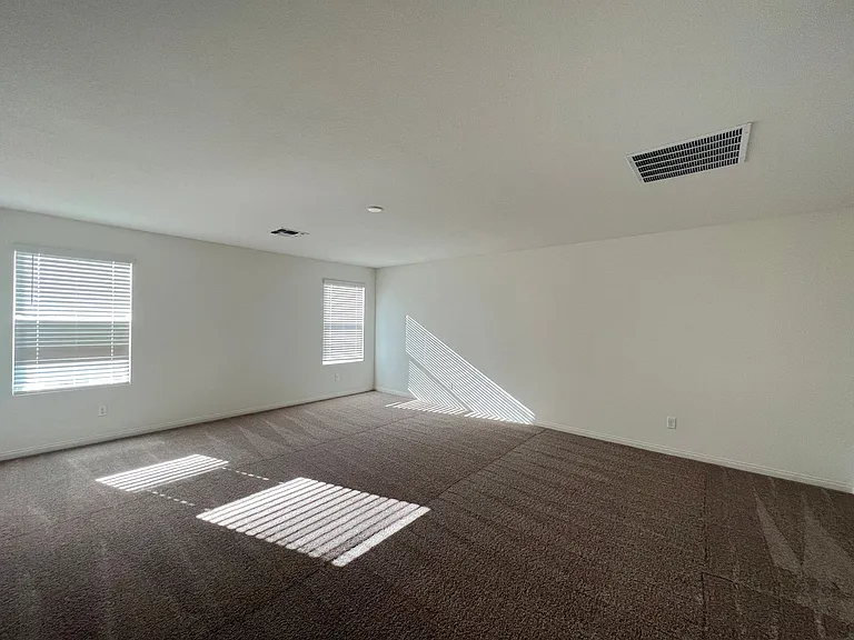 7569 W Mistral Ave — Photo 19