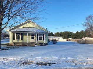 1401 N 10th St, Mattoon, IL 61938