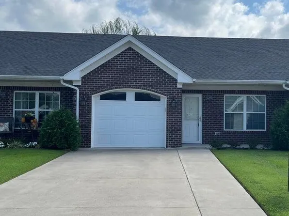 6709 Eagle Wood Dr, Louisville, KY 40272