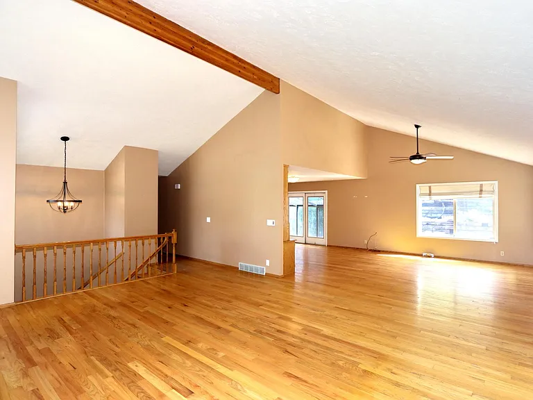 10729 S Maple Hill Cir — Photo 6