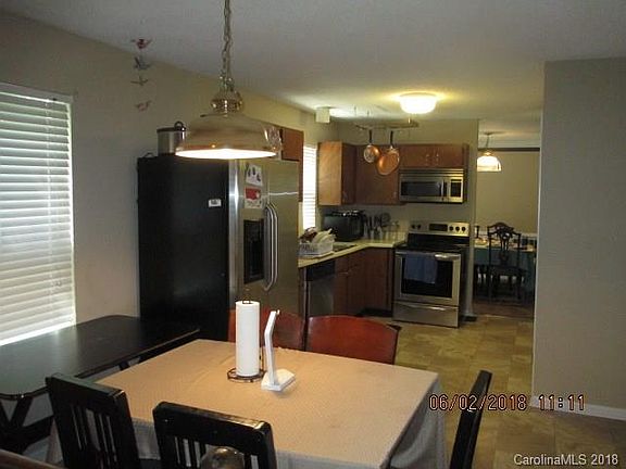 5th image of 4407 Gaynelle Dr
