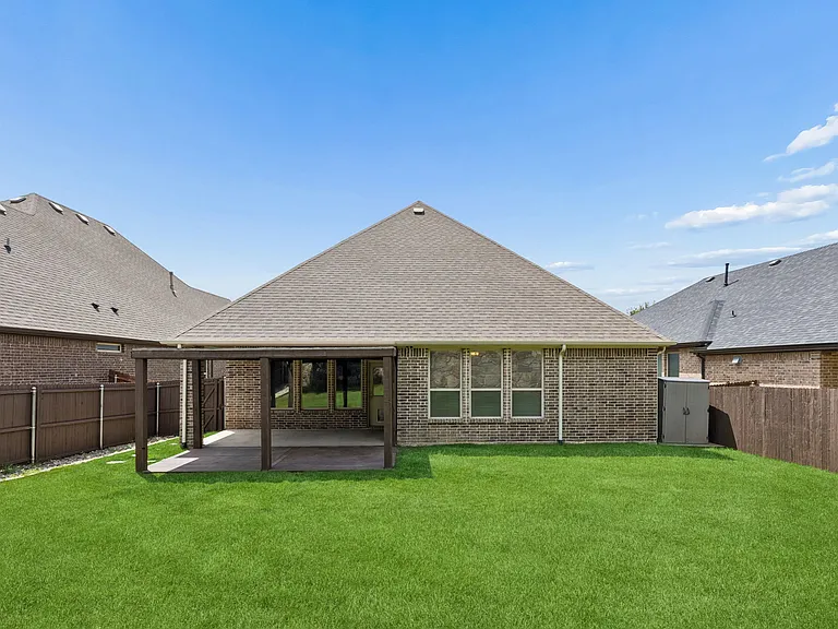 15424 Bluffdale Dr — Photo 26