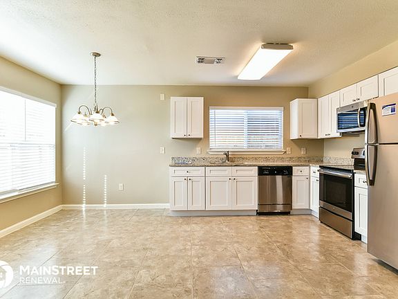 4th image of 7111 Sunlit Trail Dr