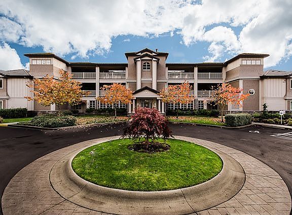 3rd image of 5511 SE Scenic Ln Unit 201