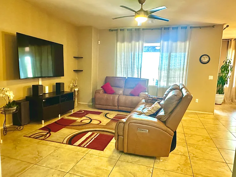 1145 E Madera Grove Ln — Photo 8