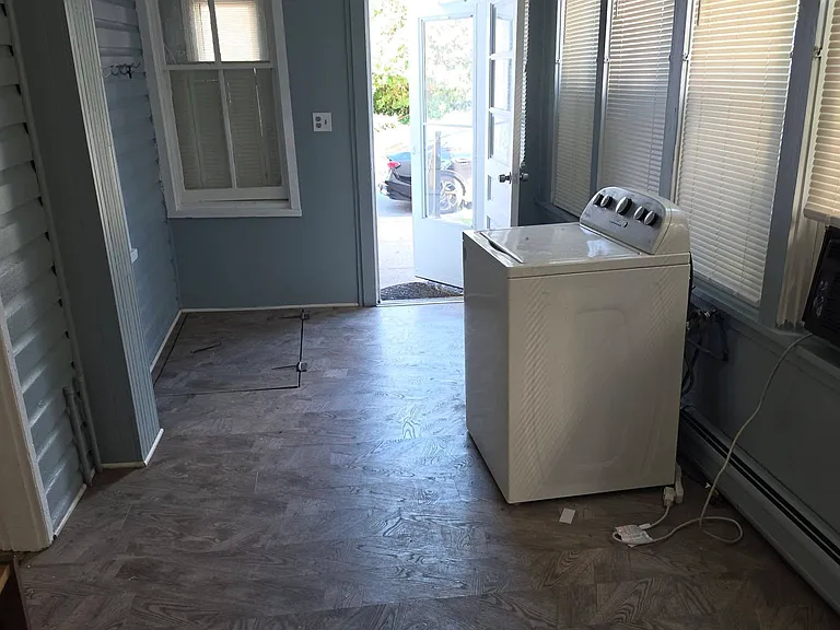 416 S High St — Photo 11