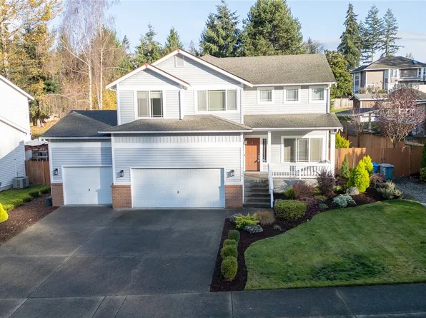 11301 210th Avenue Ct E, Bonney Lake, WA 98391