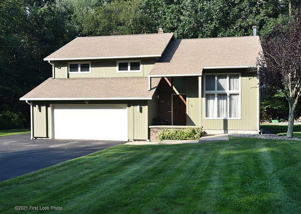 1st image of 3 Almond Dr