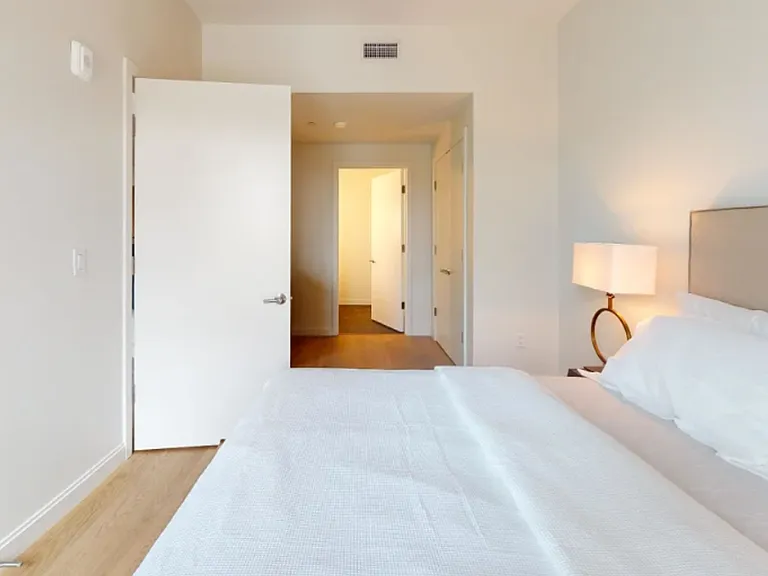 45 Brighton Ave #504 — Photo 4