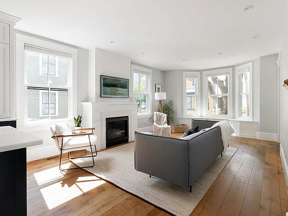 5th image of 22 Fairmont Ave
