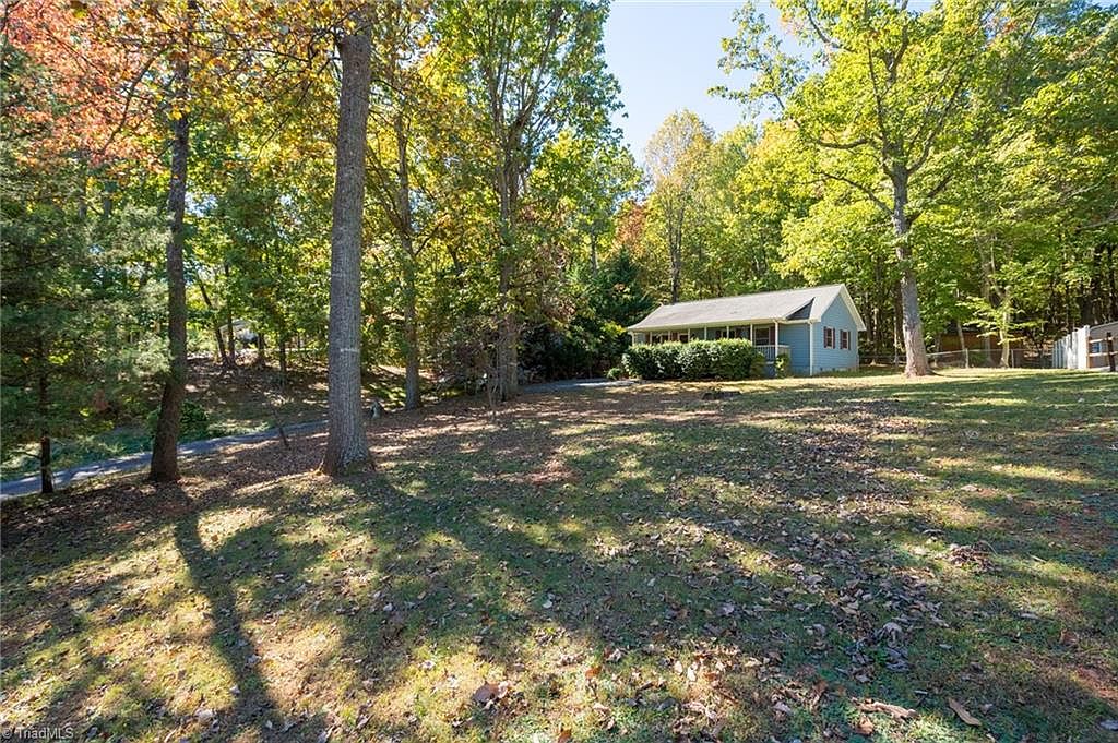1003 Country Place Rd, Asheboro, NC 27203 Zillow