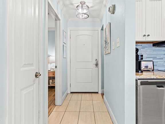 2nd image of 6300 Seawall Blvd Unit 8303