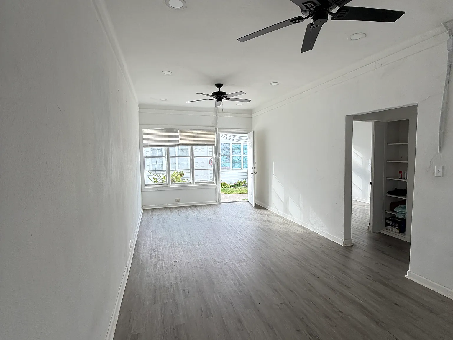 1 bedroom and 1 bathroom apartment — Photo 3
