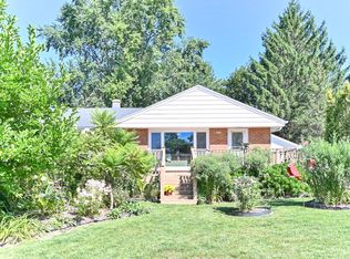 8082 N Cedarburg Rd, Brown Deer, WI 53209
