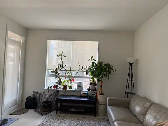 3rd image of 13439 94a Ave #208