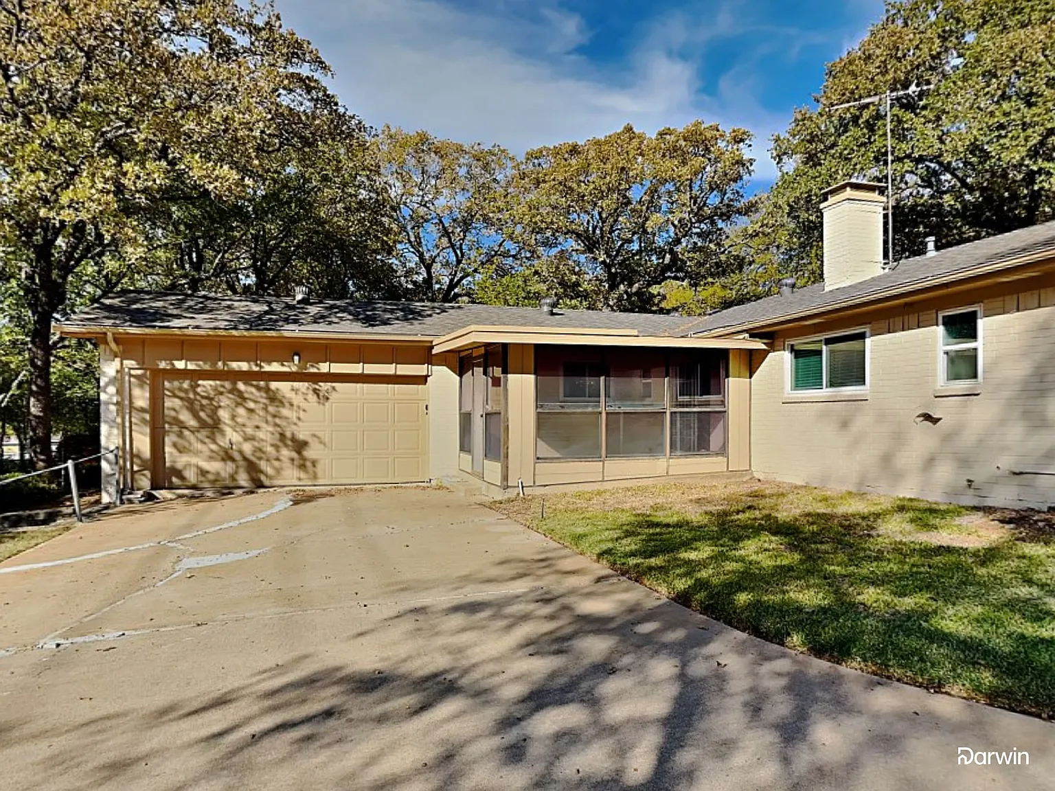 4 bed, 2.5 bath, 2125 sqft, $2,625 — Photo 2
