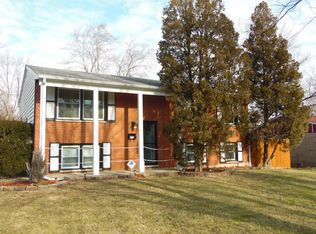 610 Ann Ln, University Park, IL