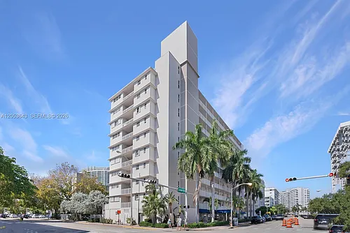 1300 Lincoln Rd Photo 1