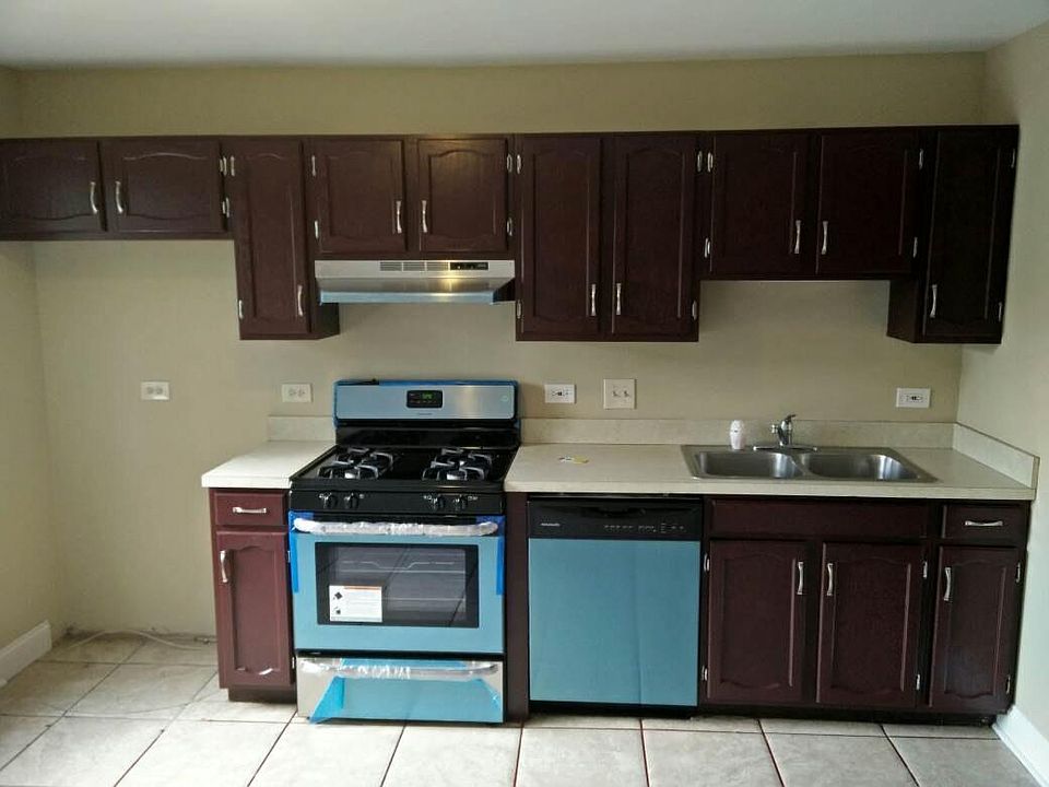 1st image of 1015 Westchester Cir #1015