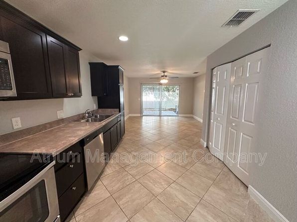 5127 SE 103rd Ln UNIT 1